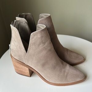 Nordstrom BP. Brynne Pointed Toe Faux Suede Ankle Boots, Chestnut,  MSRP$90